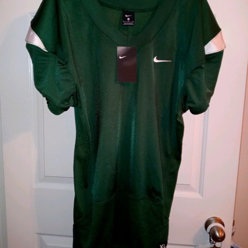 🌟Nwt Nike dry fit jersey 🌟